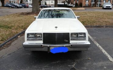 Buick-Riviera-1985-86904-2