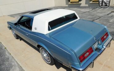 Buick-Riviera-1985-Blue-Blue-110490-5