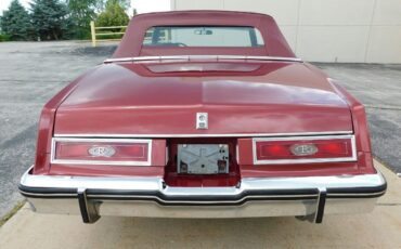 Buick-Riviera-Cabriolet-1982-Burgundy-Burgundy-9051-10