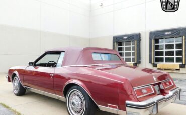 Buick-Riviera-Cabriolet-1982-Burgundy-Burgundy-9051-6