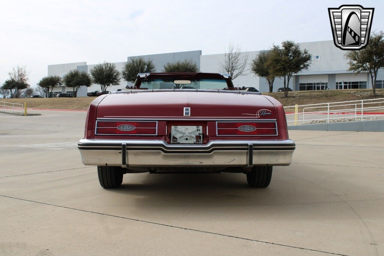 Buick-Riviera-Cabriolet-1984-Maroon-Maroon-58300-5