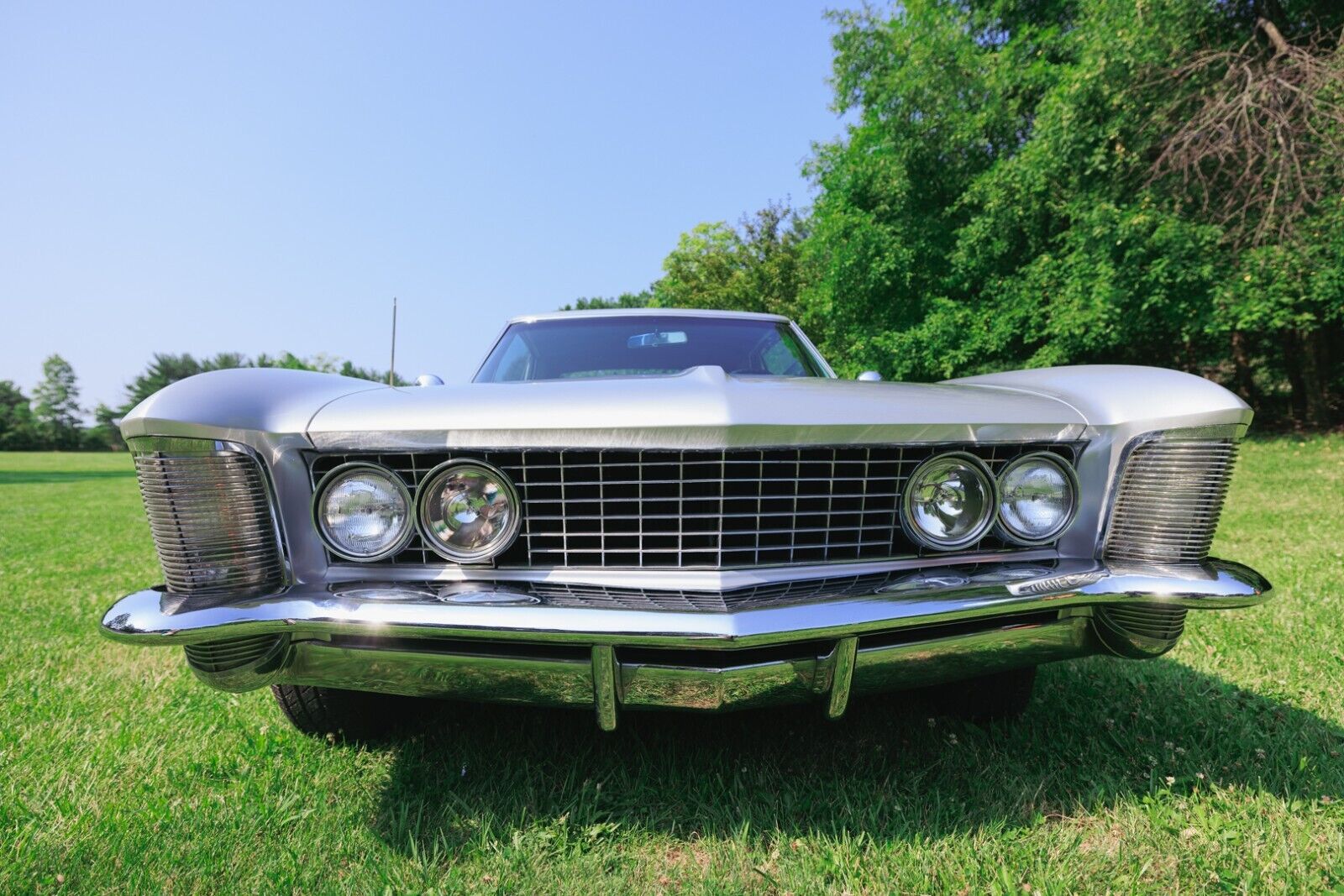 Buick-Riviera-Coupe-1963-Black-Black-30497-2