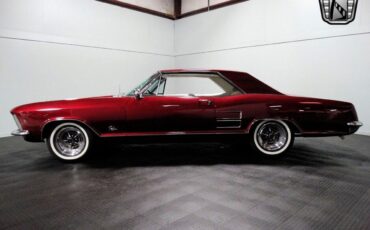 Buick-Riviera-Coupe-1963-Burgundy-Ivory-2742-4