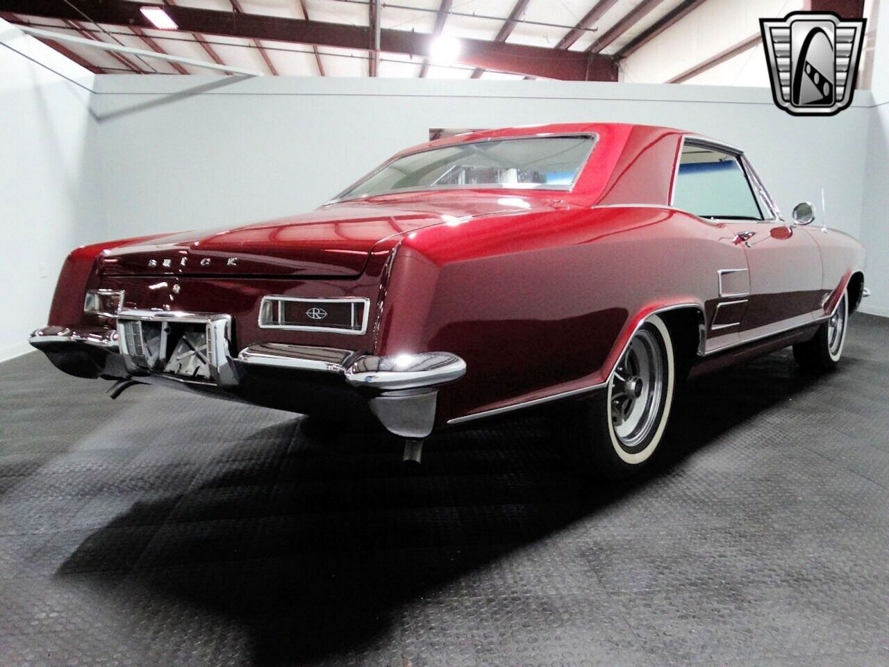 Buick-Riviera-Coupe-1963-Burgundy-Ivory-2742-7