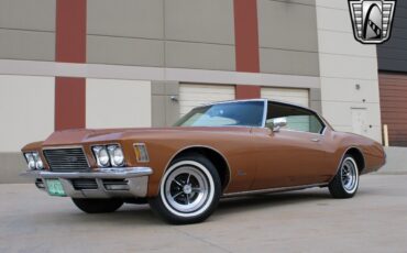 Buick-Riviera-Coupe-1971-Gold-Cream-106687-2