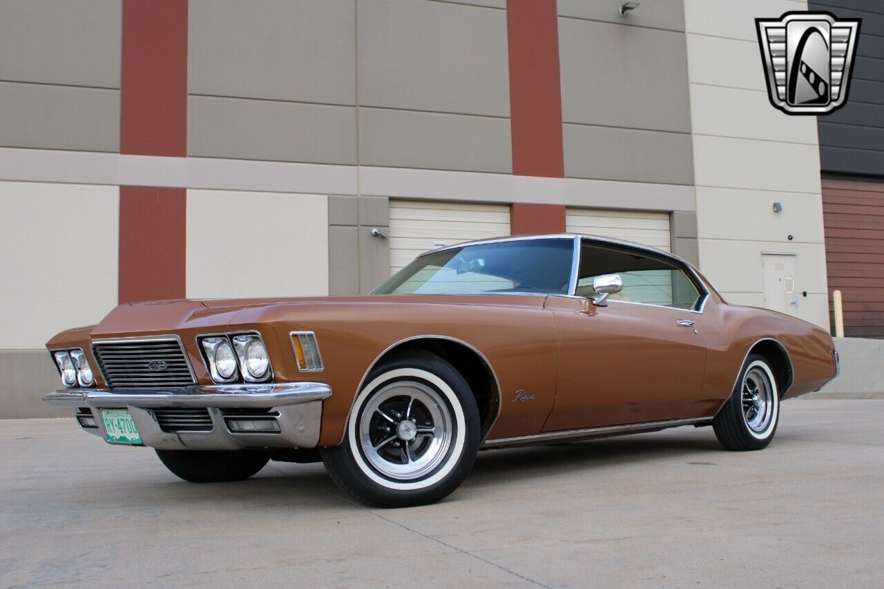 Buick-Riviera-Coupe-1971-Gold-Cream-106687-2