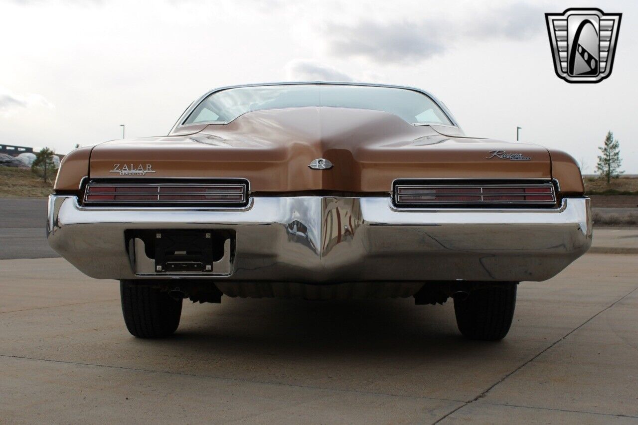 Buick-Riviera-Coupe-1971-Gold-Cream-106687-5