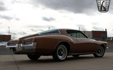 Buick-Riviera-Coupe-1971-Gold-Cream-106687-6