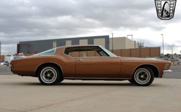 Buick-Riviera-Coupe-1971-Gold-Cream-106687-7