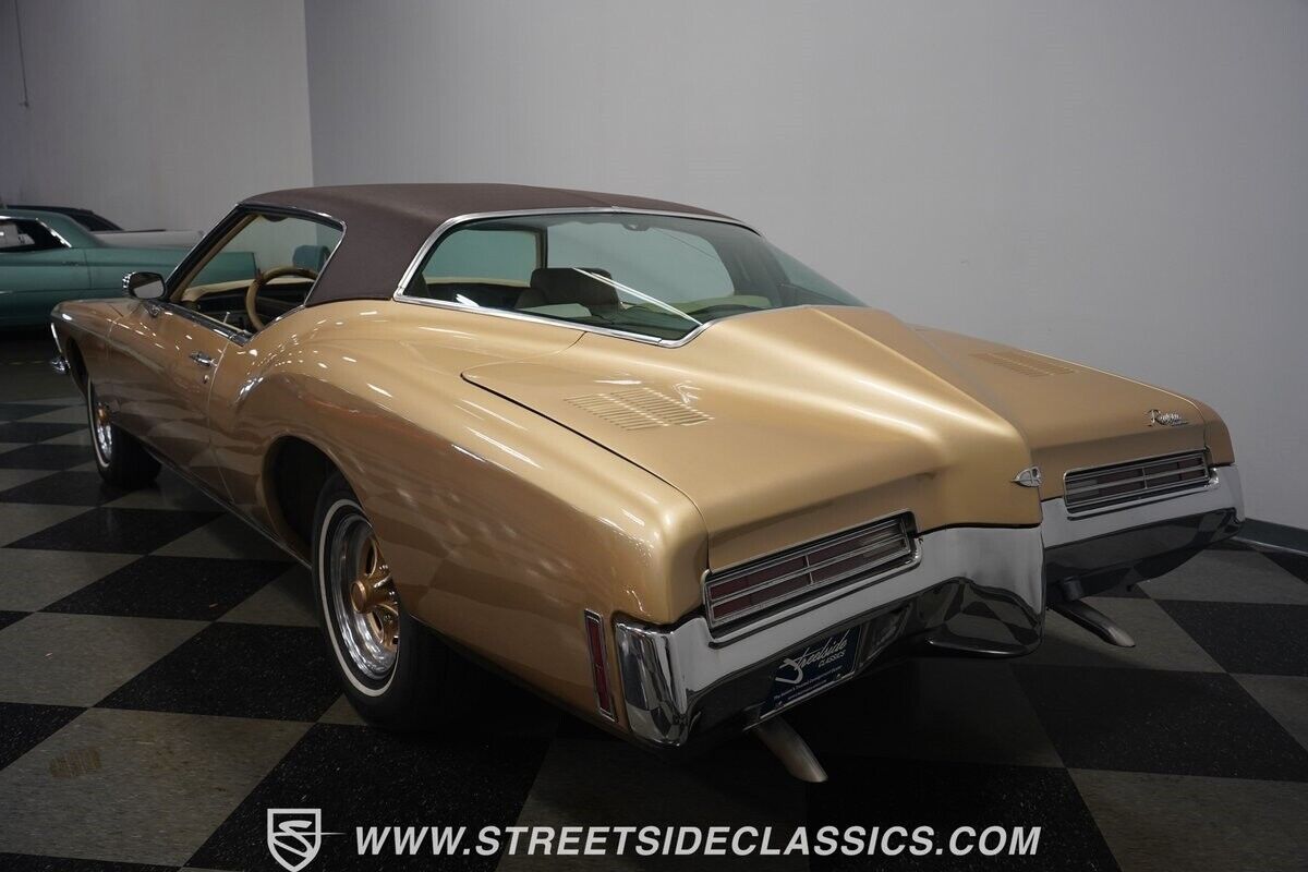 Buick-Riviera-Coupe-1971-Gold-Sandal-Wood-142660-11