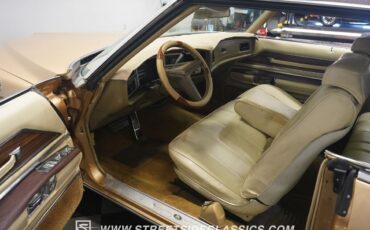 Buick-Riviera-Coupe-1971-Gold-Sandal-Wood-142660-4