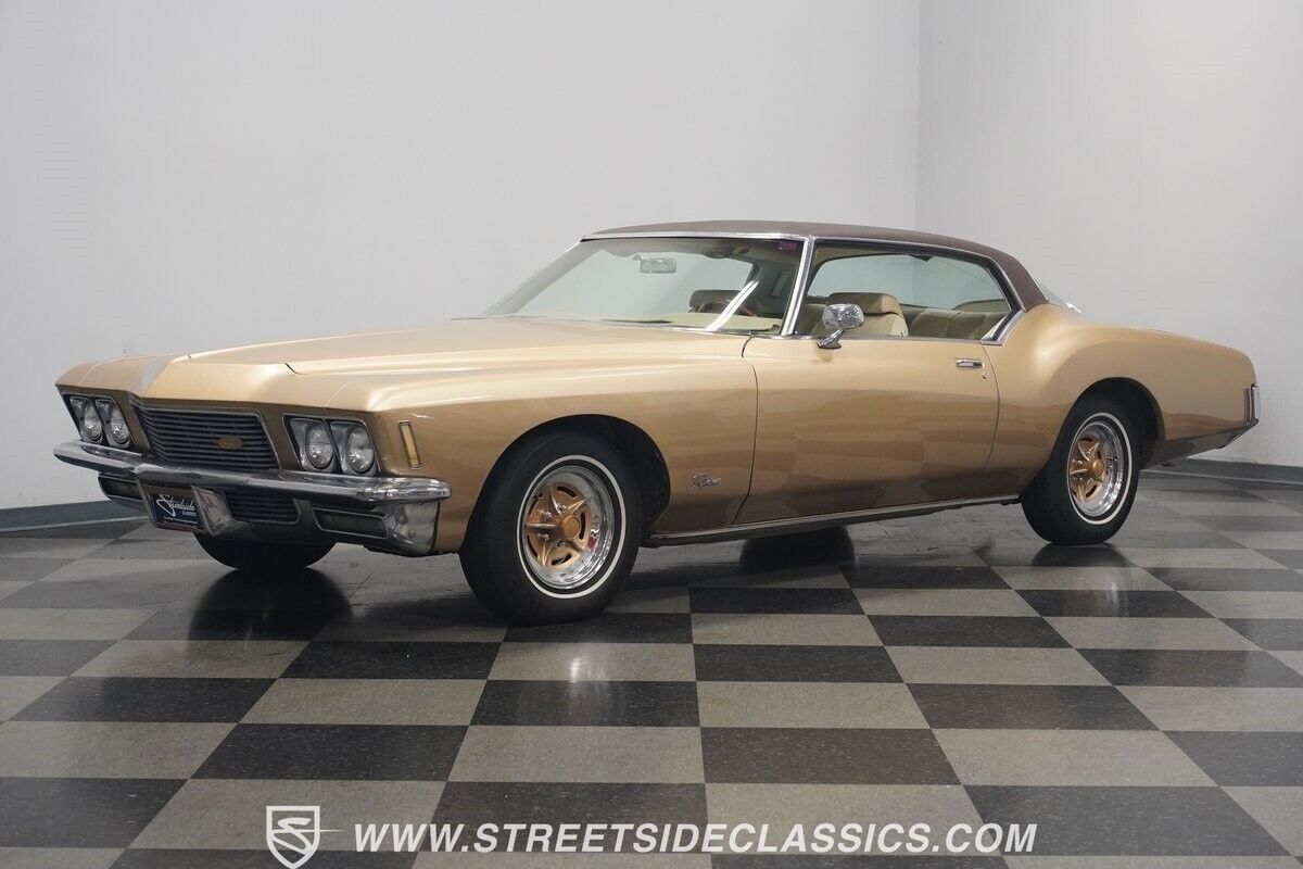 Buick-Riviera-Coupe-1971-Gold-Sandal-Wood-142660-6