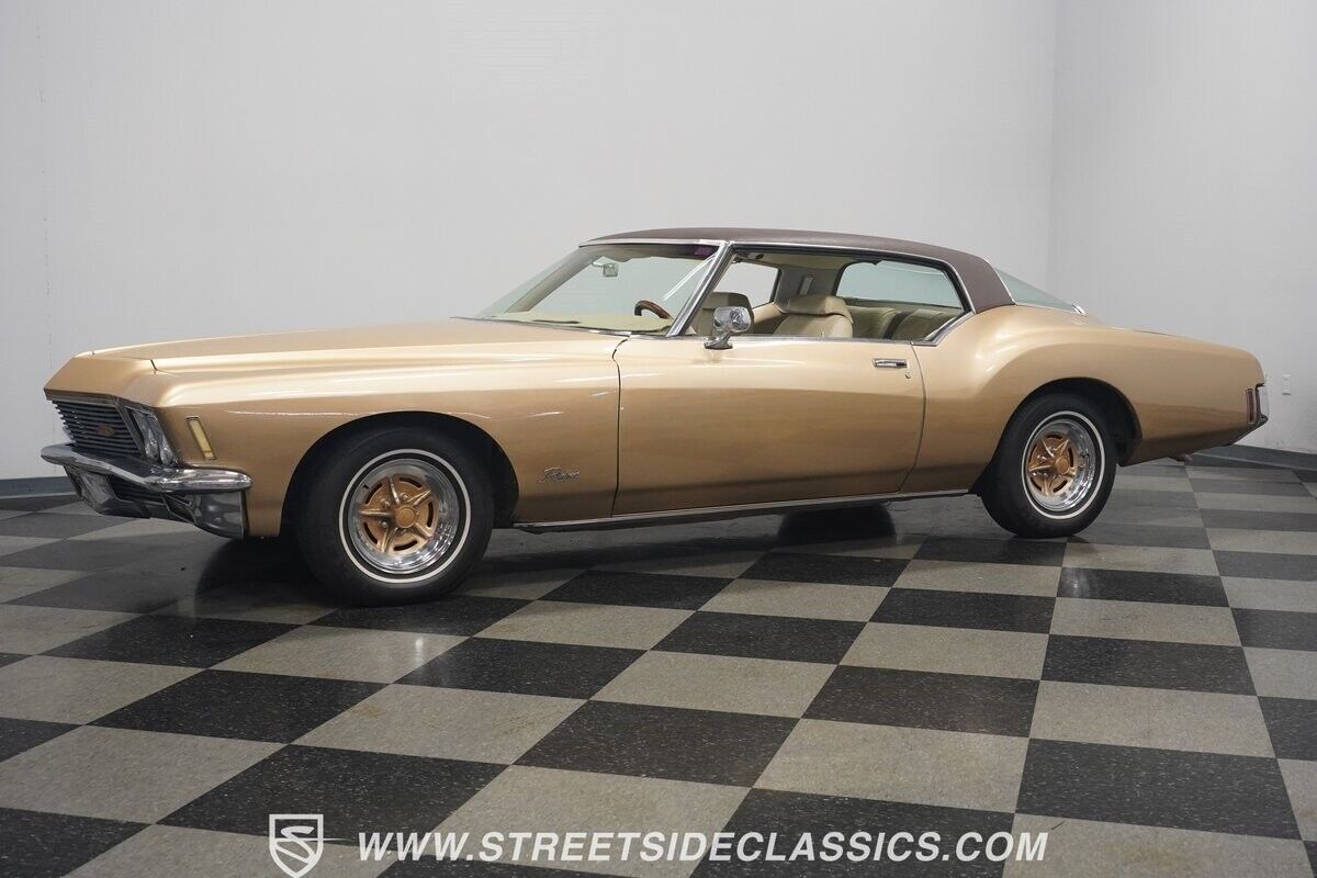 Buick-Riviera-Coupe-1971-Gold-Sandal-Wood-142660-7