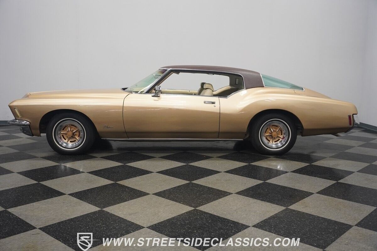 Buick-Riviera-Coupe-1971-Gold-Sandal-Wood-142660-8