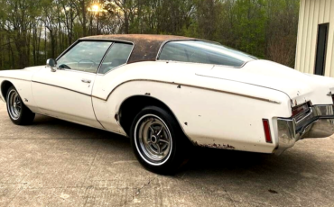 Buick-Riviera-Coupe-1972-White-Blue-83866-2