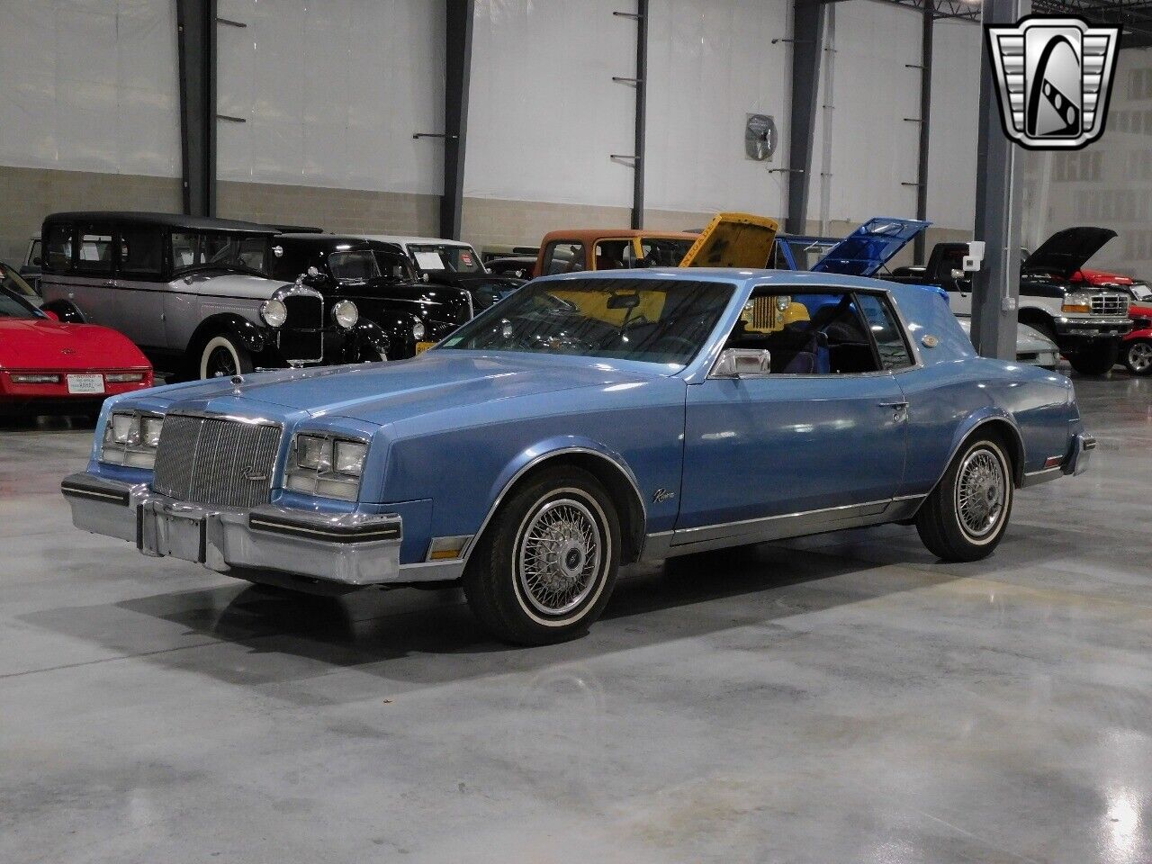 Buick-Riviera-Coupe-1980-Blue-Blue-14668-2