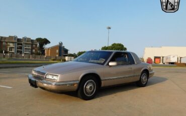 Buick-Riviera-Coupe-1989-Brown-Tan-99052-2