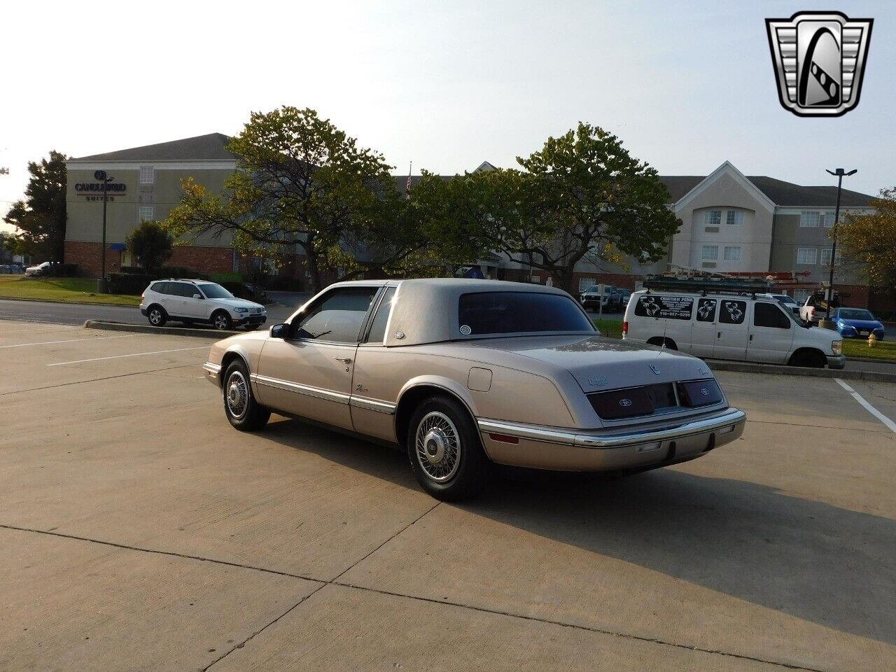 Buick-Riviera-Coupe-1989-Brown-Tan-99052-4