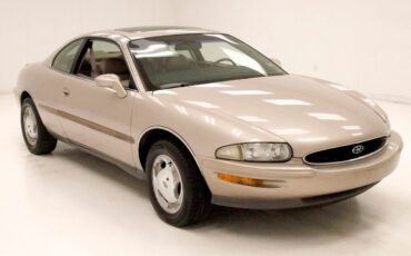 Buick-Riviera-Coupe-1995-Silver-Beige-49157-5