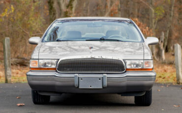 Buick-Roadmaster-Berline-1995-Gray-Gray-38254-5