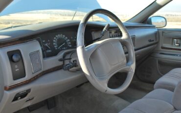 Buick-Roadmaster-Berline-1995-White-Gray-188219-10