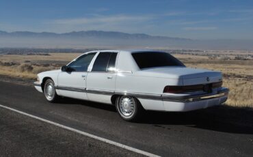 Buick-Roadmaster-Berline-1995-White-Gray-188219-18