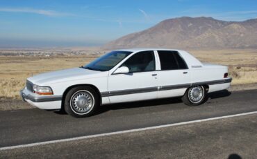 Buick-Roadmaster-Berline-1995-White-Gray-188219-19