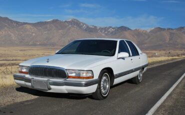 Buick-Roadmaster-Berline-1995-White-Gray-188219-20