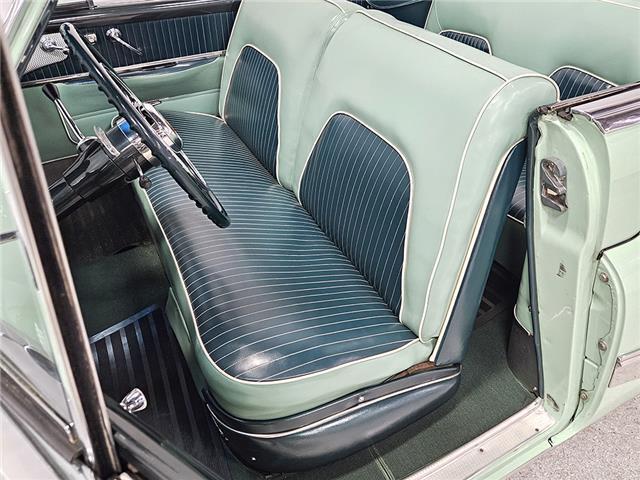 Buick-Roadmaster-Cabriolet-1953-Green-Green-97603-7