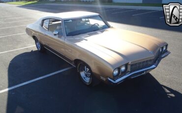 Buick-Skylark-1972-Gold-White-156390-3