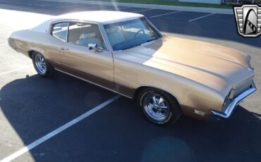 Buick-Skylark-1972-Gold-White-156390-4