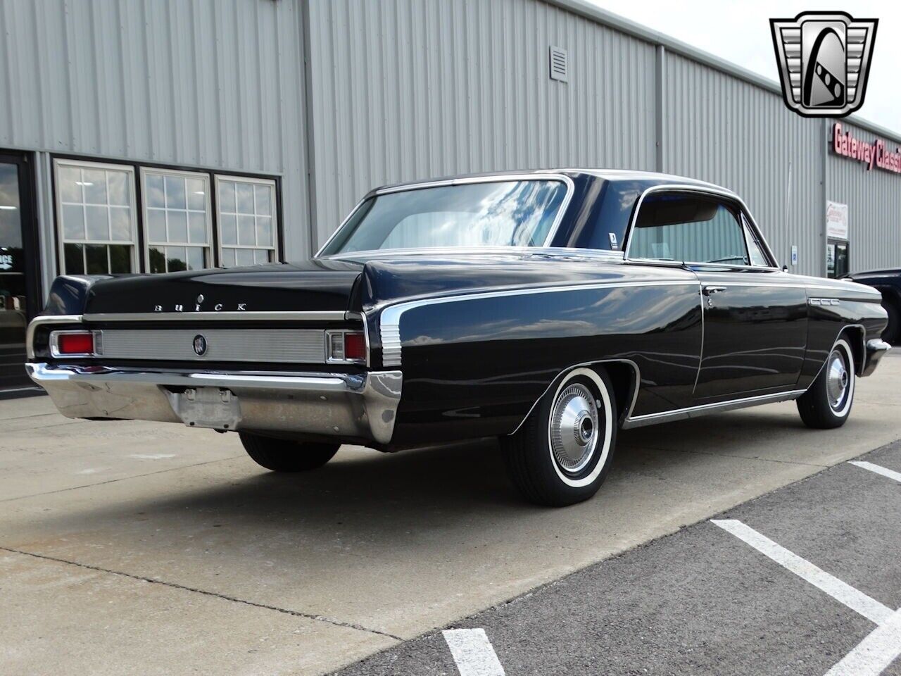 Buick-Skylark-Coupe-1963-Black-Tan-155083-7