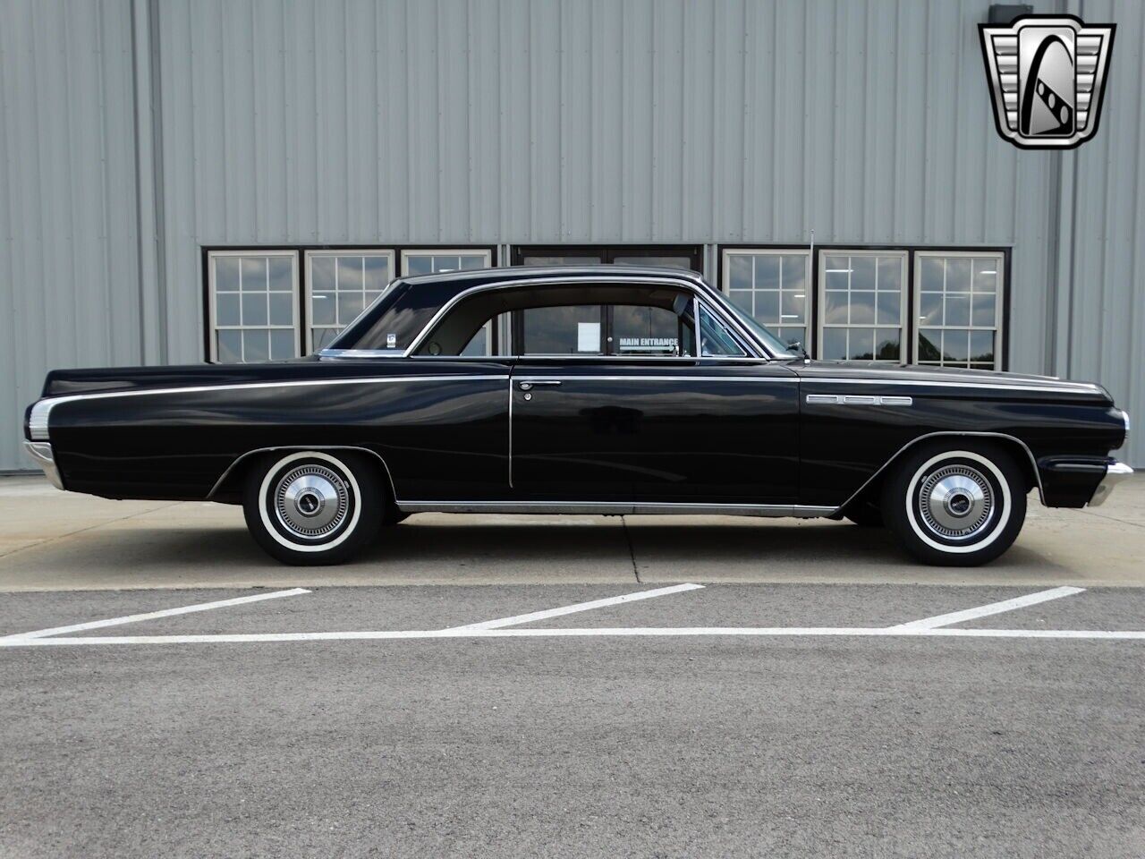 Buick-Skylark-Coupe-1963-Black-Tan-155083-8