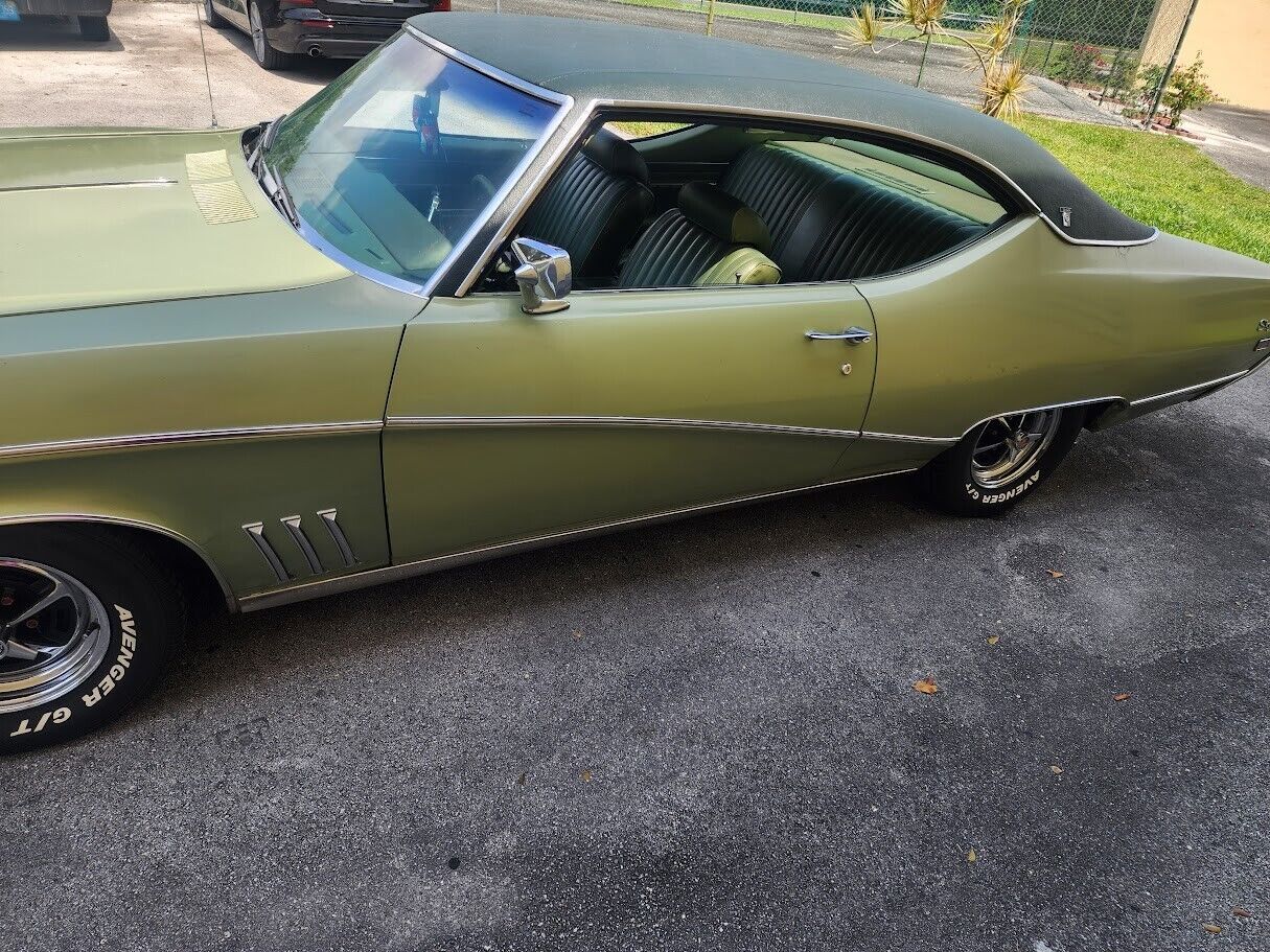 Buick-Skylark-Coupe-1969-Green-Green-157106-2