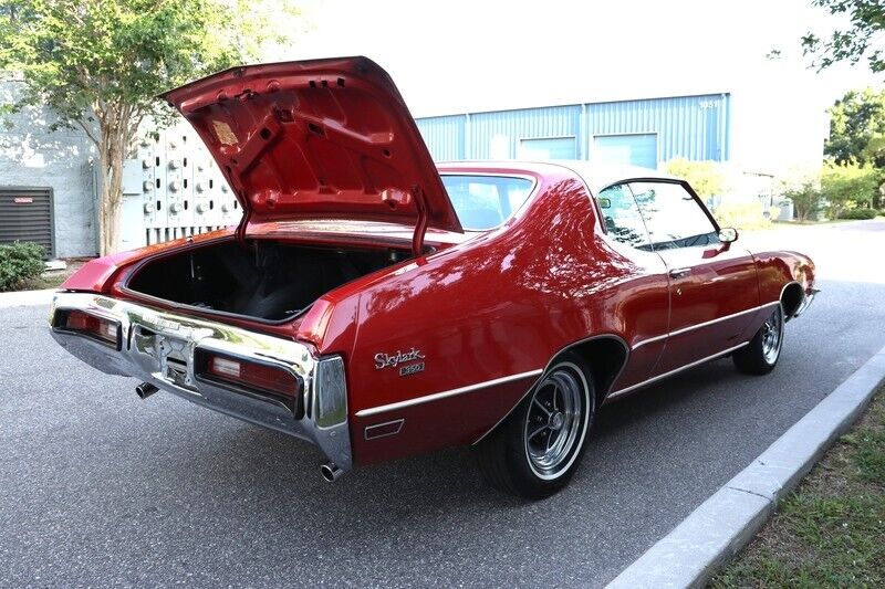 Buick-Skylark-Coupe-1972-Red-White-191594-29