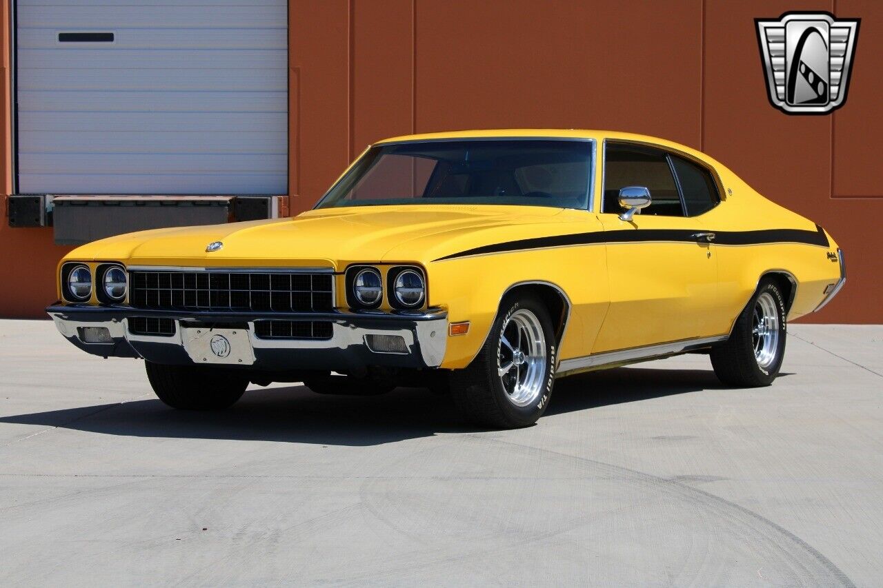 Buick-Skylark-Coupe-1972-Yellow-Tan-3397-3