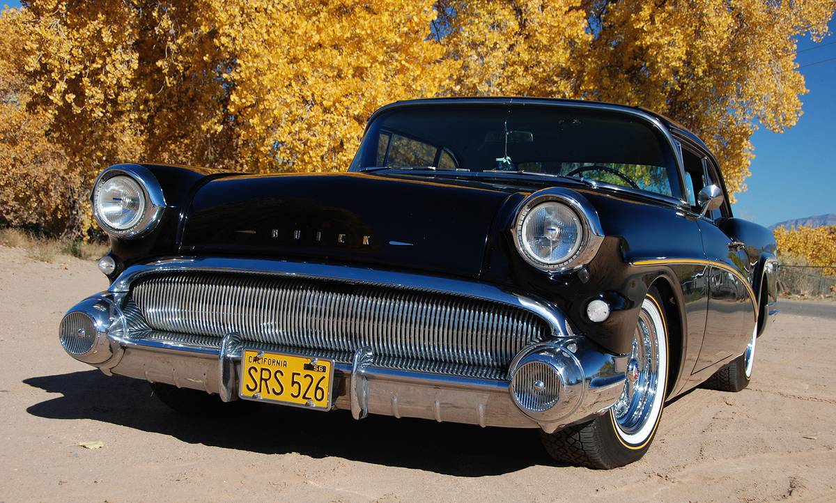 Buick-Special-1957-black-83686-15