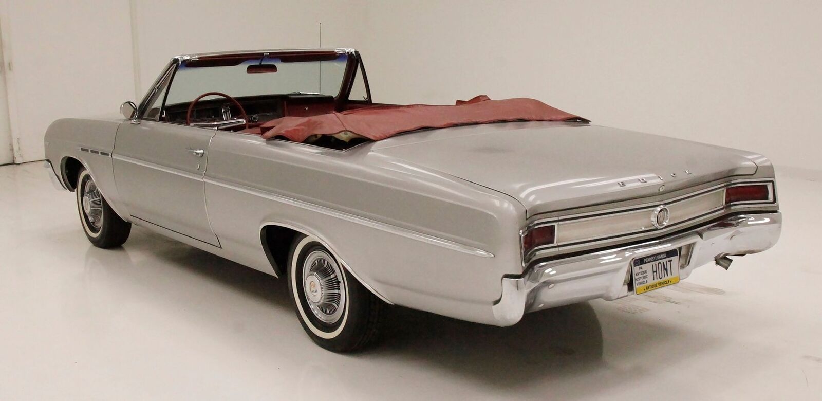 Buick-Special-Cabriolet-1965-Silver-Red-12616-5