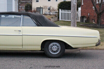 Buick-Special-Cabriolet-1965-Yellow-Black-168981-4