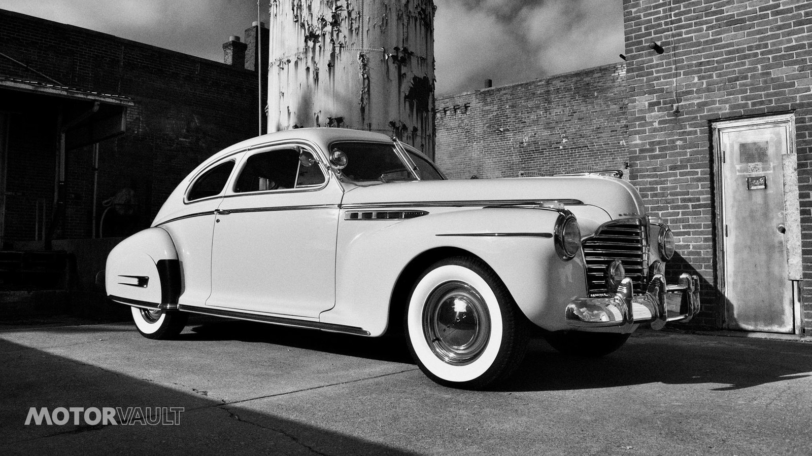 Buick-Special-Coupe-1941-Cream-Green-4809-10