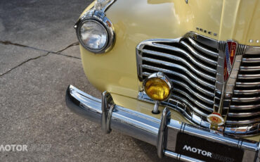 Buick-Special-Coupe-1941-Cream-Green-4809-11