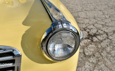 Buick-Special-Coupe-1941-Cream-Green-4809-21