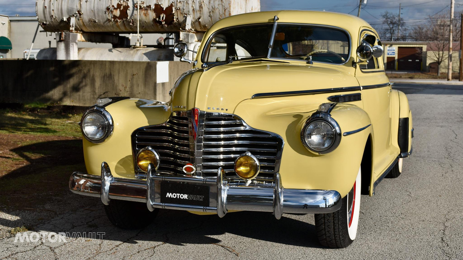 Buick-Special-Coupe-1941-Cream-Green-4809-31