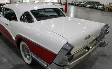 Buick-Special-Coupe-1957-Red-Black-100745-10