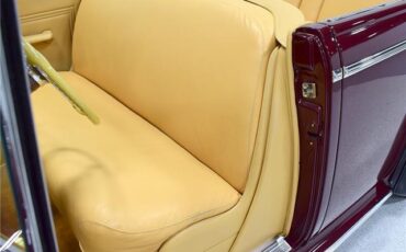 Buick-Super-Cabriolet-1940-Royal-Maroon-Tan-111-7