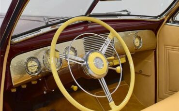 Buick-Super-Cabriolet-1940-Royal-Maroon-Tan-111-8