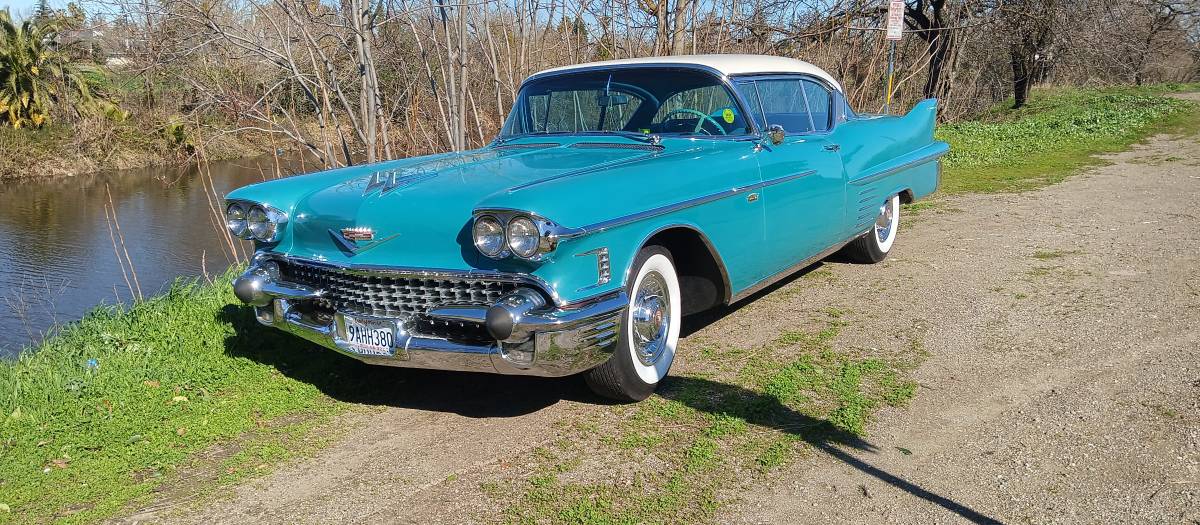 Cadillac-1958-154794-19