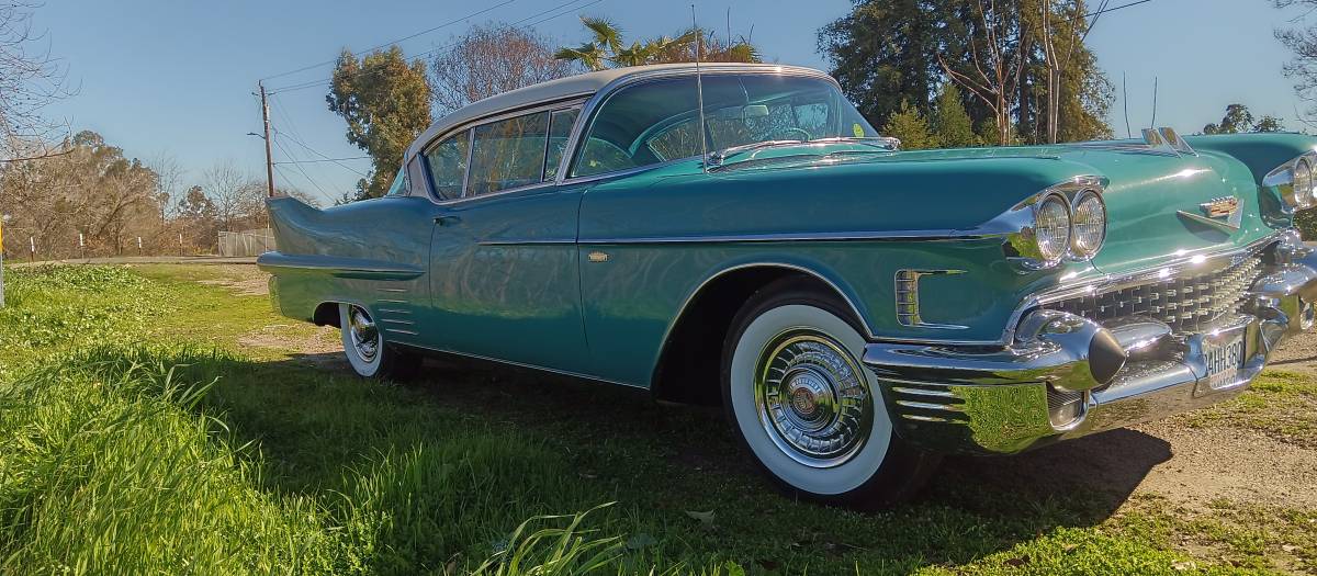 Cadillac-1958-154794-21