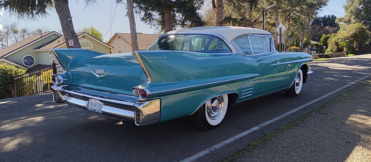 Cadillac-1958-154794-6