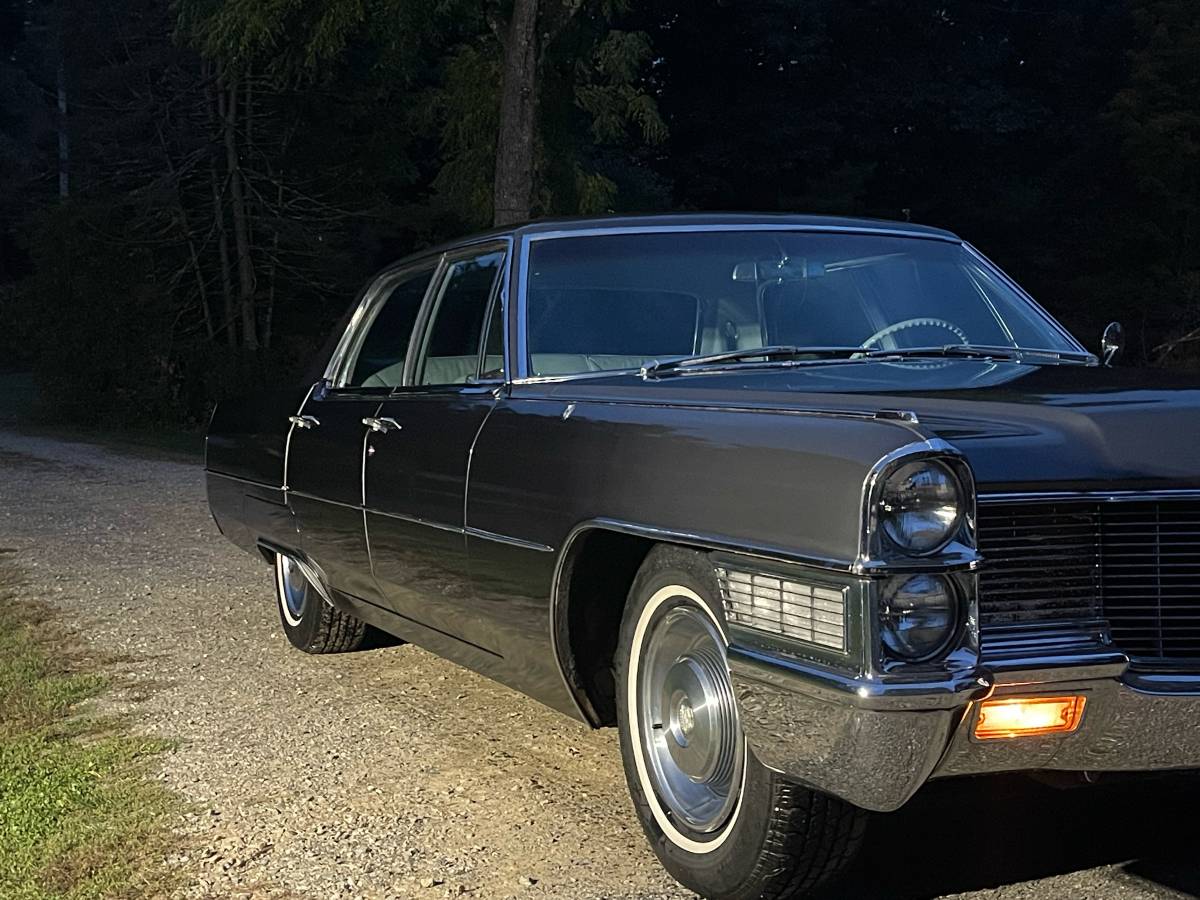 Cadillac-1965-grey-146450-4